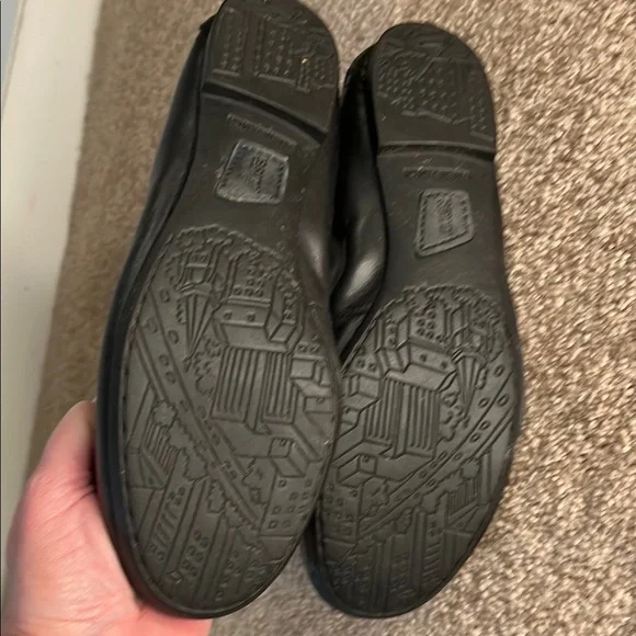 Born Black Flats - Picture 6 of 6